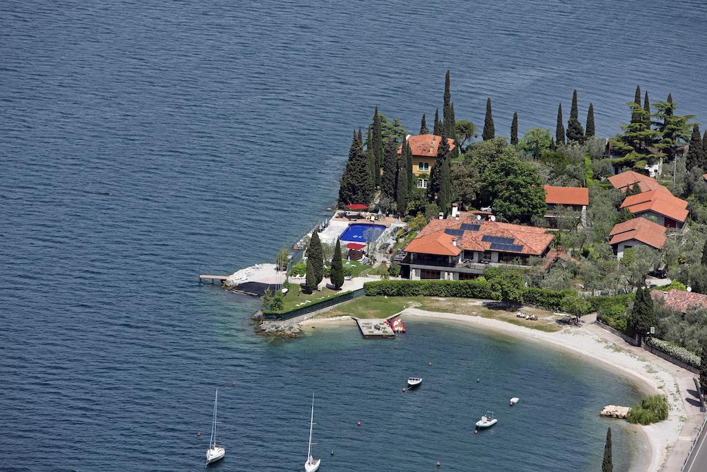 Hotel Sailing Center มัลเชซิเน ภายนอก รูปภาพ