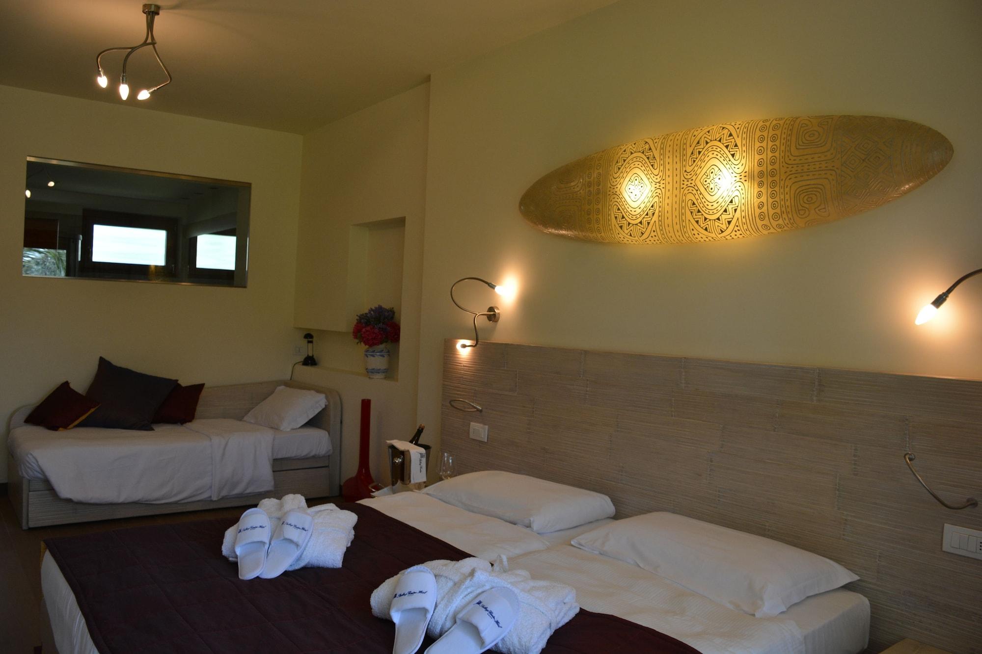Hotel Sailing Center มัลเชซิเน ภายนอก รูปภาพ